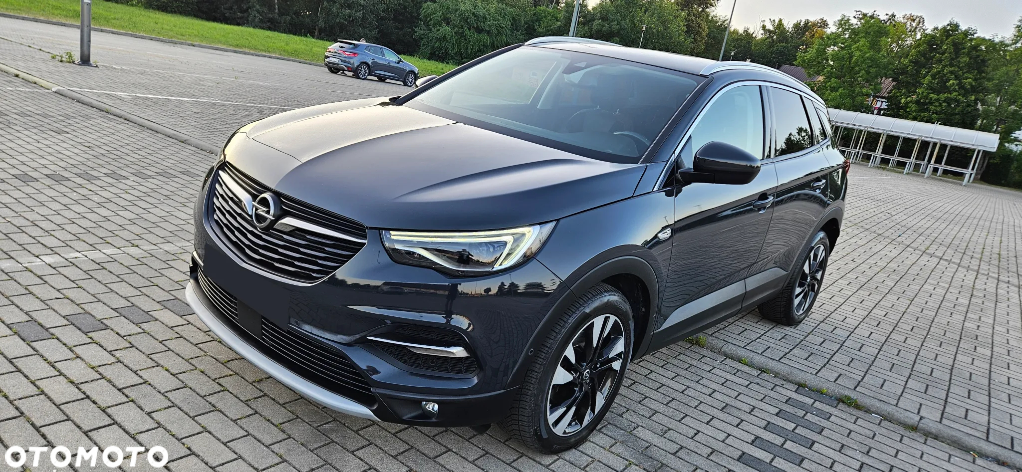 Opel Grandland X 1.2 Start/Stop Automatik Business INNOVATION - 4