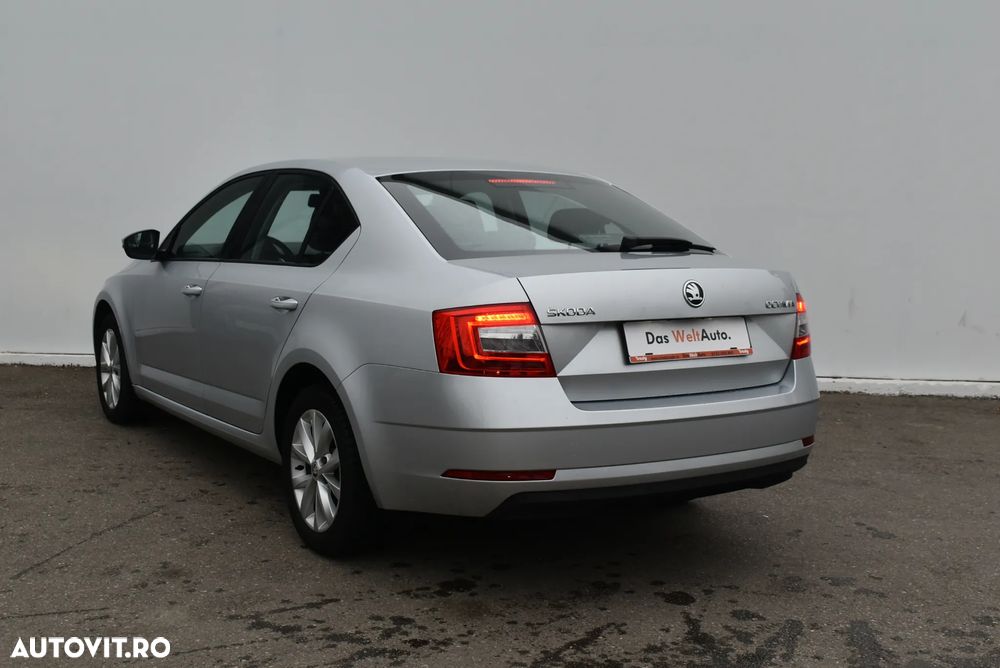 Skoda Octavia 1.0 TSI DSG Ambition - 4