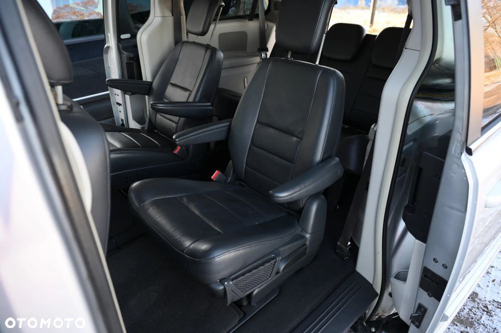 Chrysler Grand Voyager 2.8 CRD Automatik Limited - 3