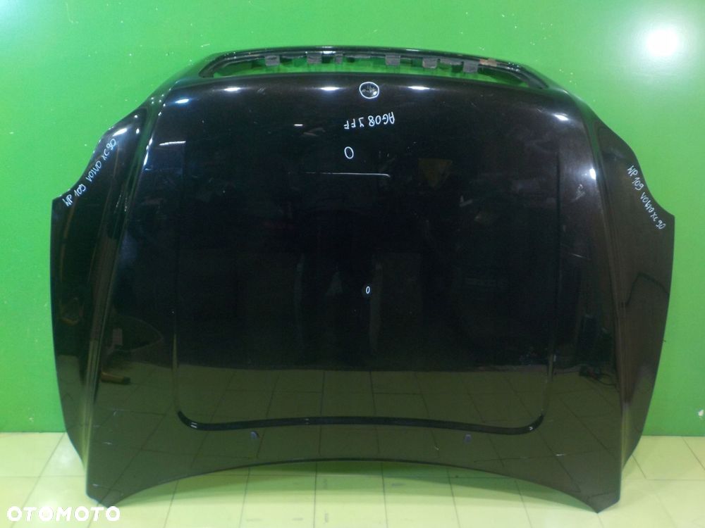 VOLVO XC90 I LIFT 2.4 D5 AUT 08r maska - 2