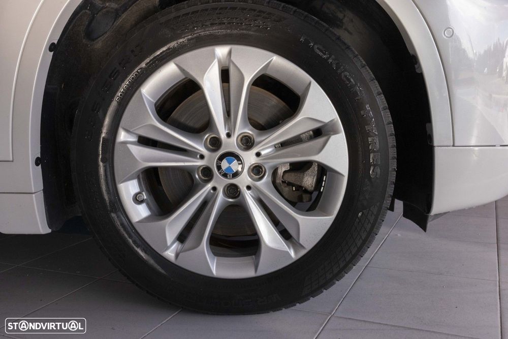 BMW X1 25 e xDrive - 9