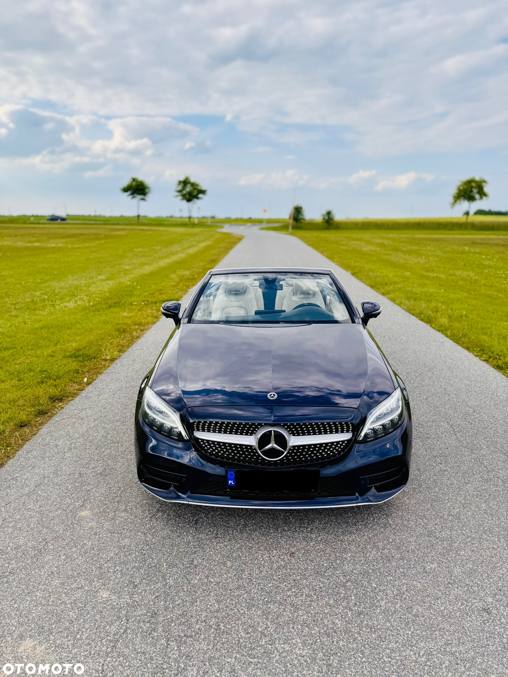 Mercedes-Benz Klasa C 300 4Matic 9G-TRONIC AMG Line - 22
