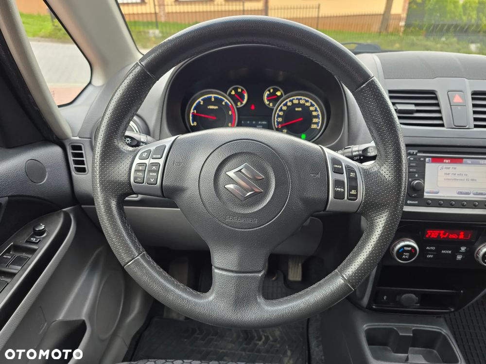 Suzuki SX4 Classic 2.0 DDiS 4x4 Comfort - 26
