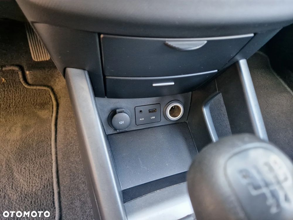Kia Ceed - 21