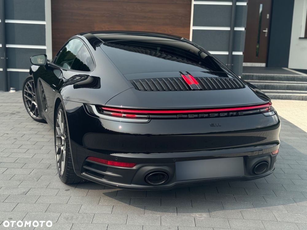 Porsche 911 Carrera 4S - 26