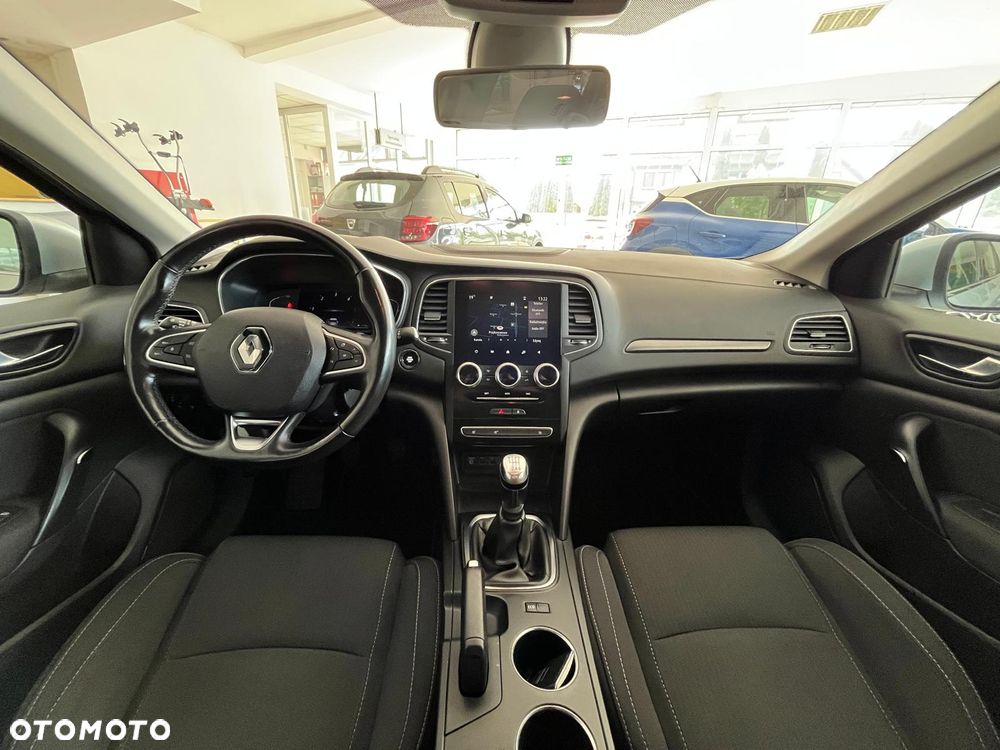 Renault Megane 1.5 Blue dCi Zen - 12
