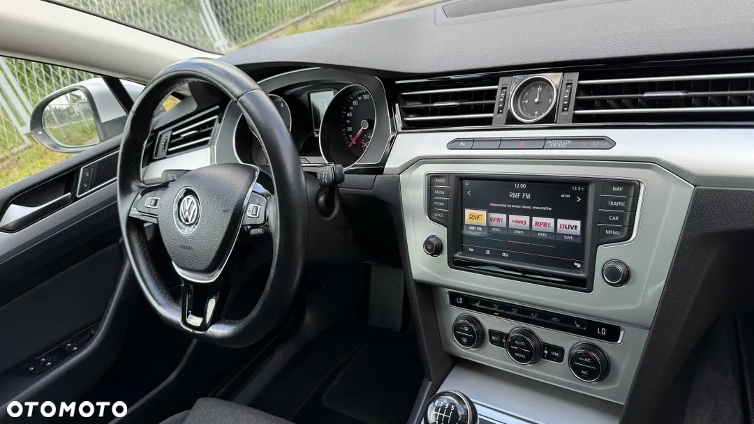 Volkswagen Passat 1.4 TSI BMT ACT Highline - 32