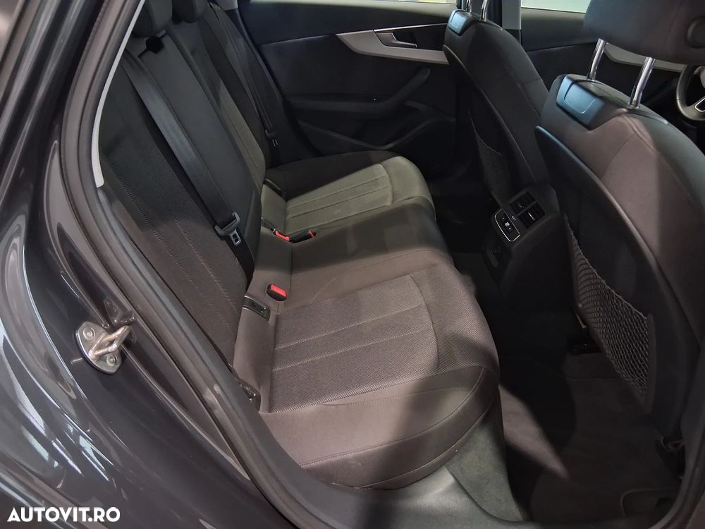 Audi A4 Limuzina 35 TFSI S tronic MHEV Advanced - 34