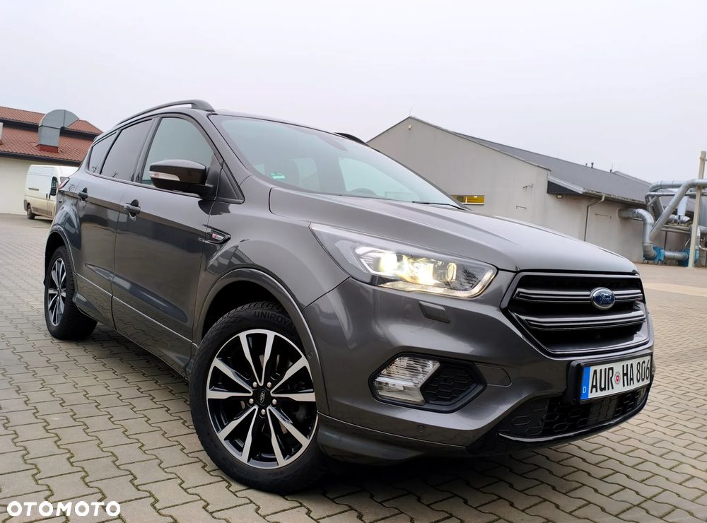 Ford Kuga 1.5 EcoBoost 2x4 ST-Line - 6