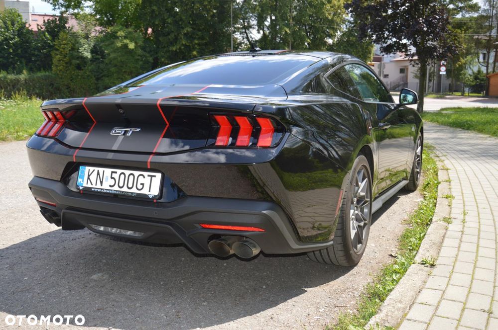 Ford Mustang - 10