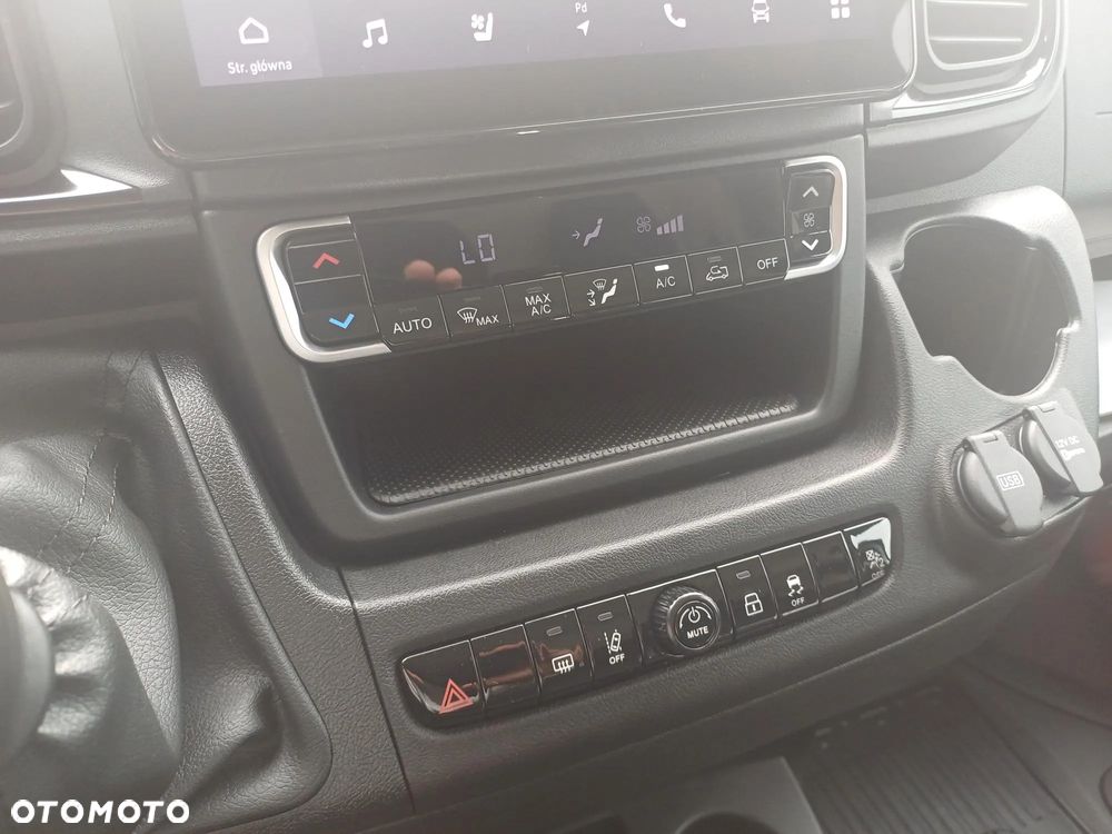 Toyota Proace Max - 12