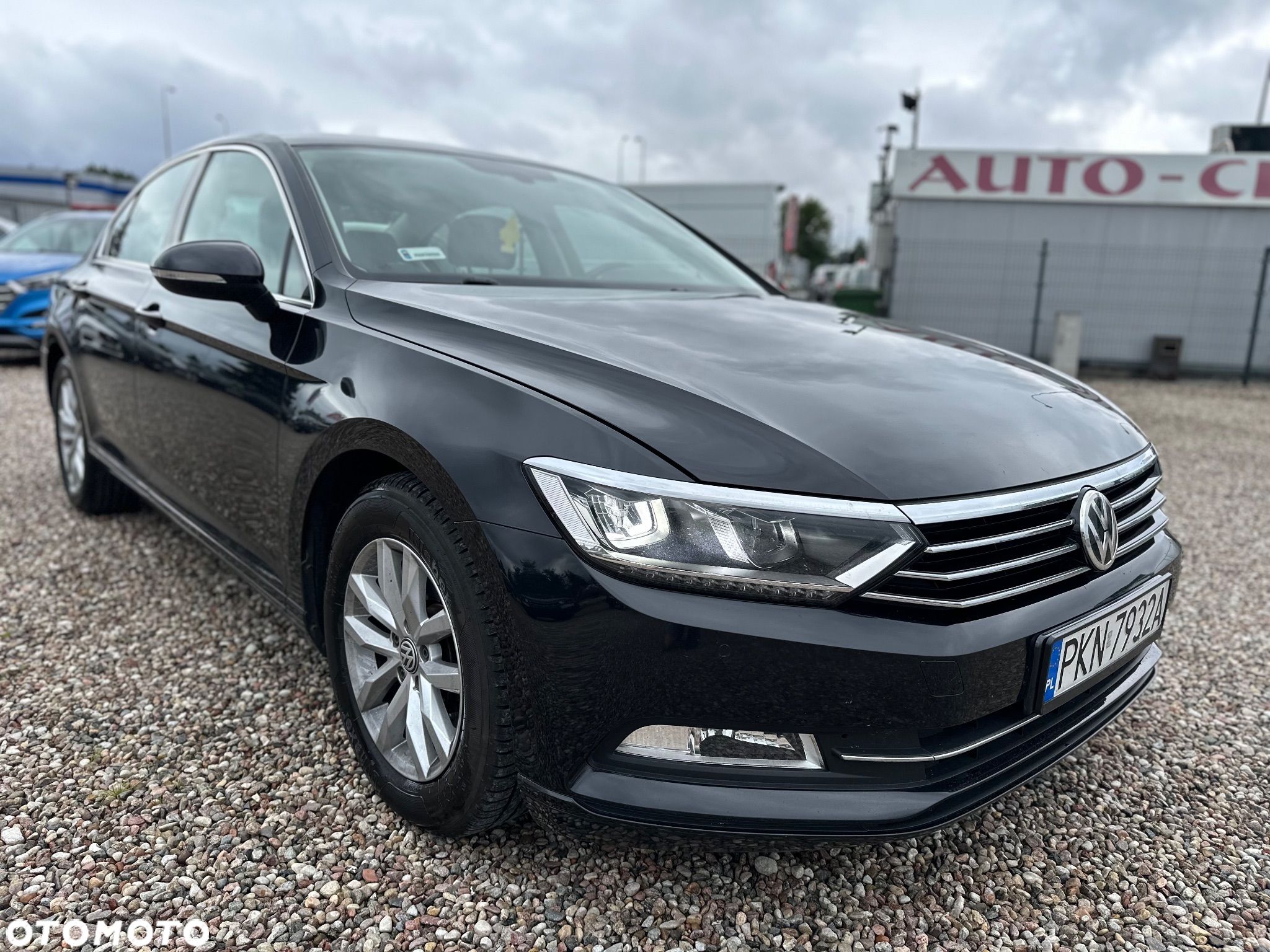 Volkswagen Passat 1.6 TDI BMT Comfortline - 1