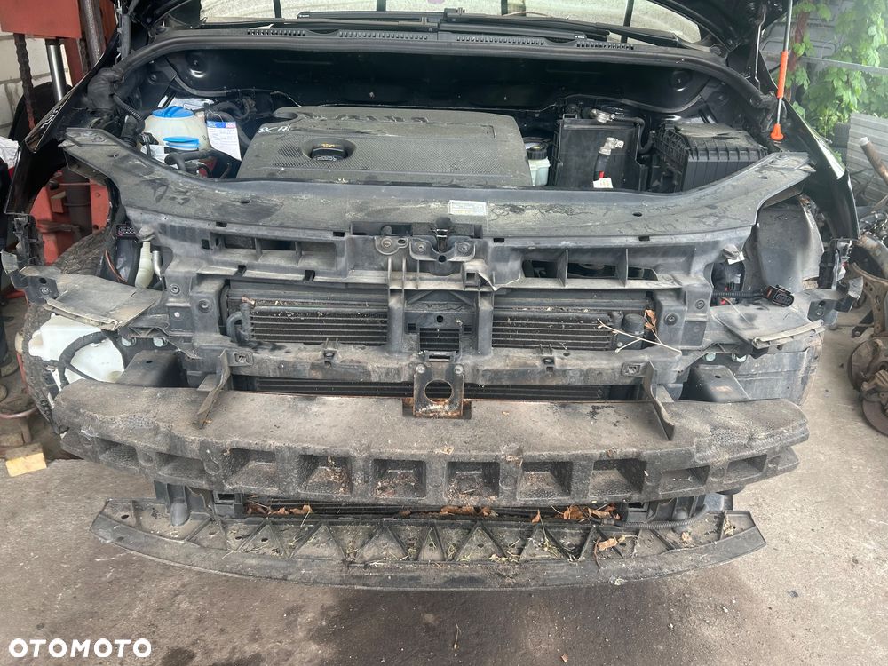 Pas przedni kompletny VW Golf 5 plus 1.4 16V BCA - 1