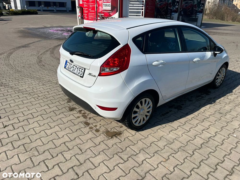 Ford Fiesta 1.25 Ambiente EU5 - 5