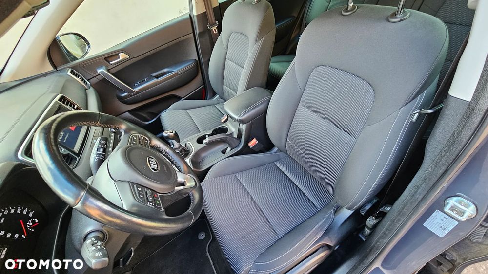 Kia Sportage 1.6 GDI L Business Line Plus 2WD - 24