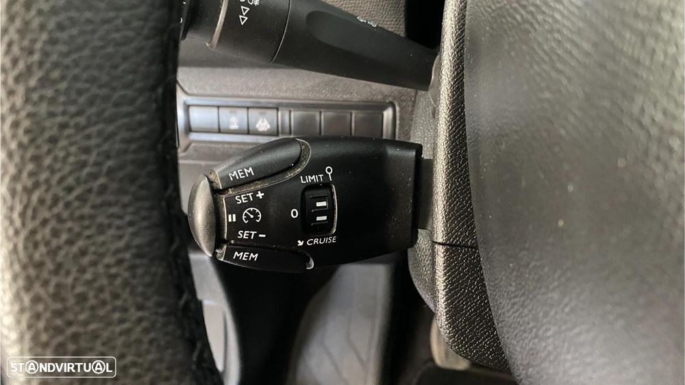 Peugeot 308 SW BlueHDi 100 Stop & Start Active - 38