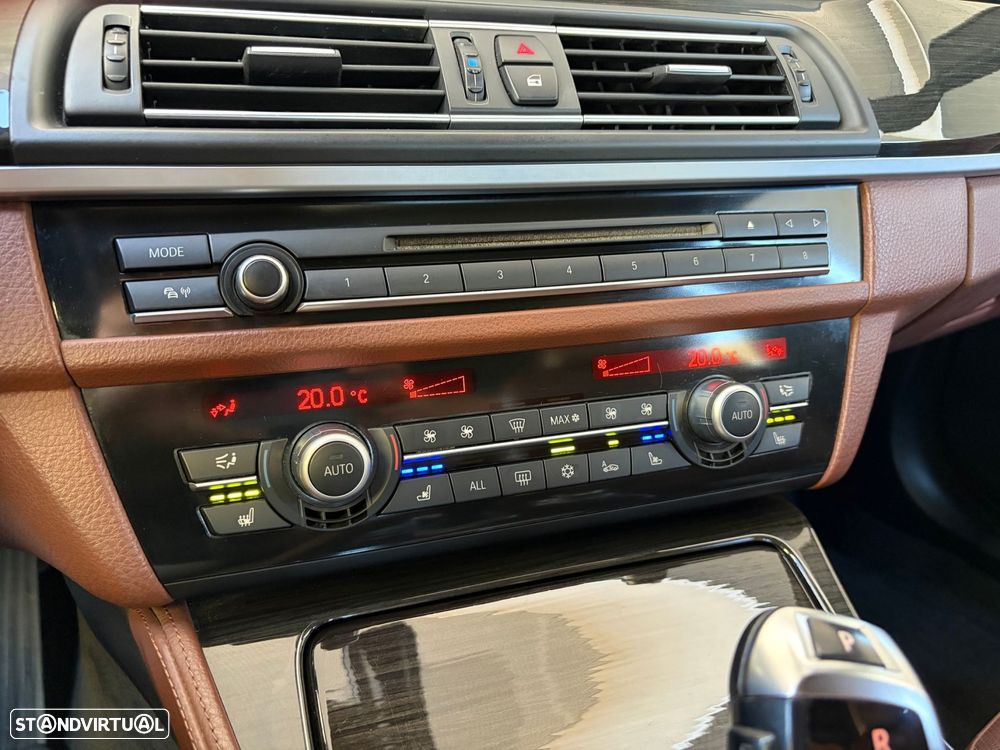 BMW 535 d xDrive Exclusive Auto - 41
