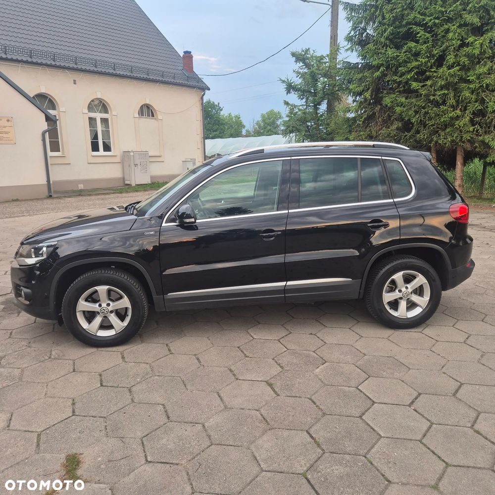 Volkswagen Tiguan 2.0 TDI DPF 4Motion BlueMotion Technology Lounge Sport & Style - 5