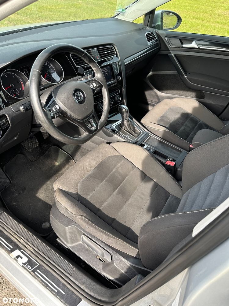 Volkswagen Golf - 14