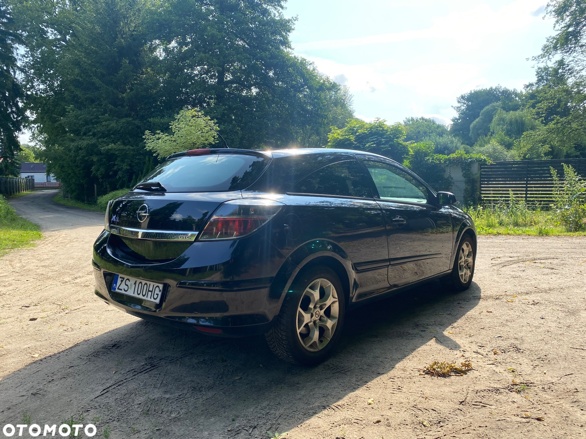 Opel Astra III GTC 1.8 Cosmo - 5