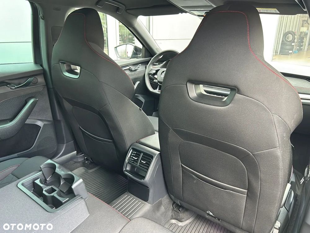 Skoda Octavia 2.0 TSI RS DSG - 10