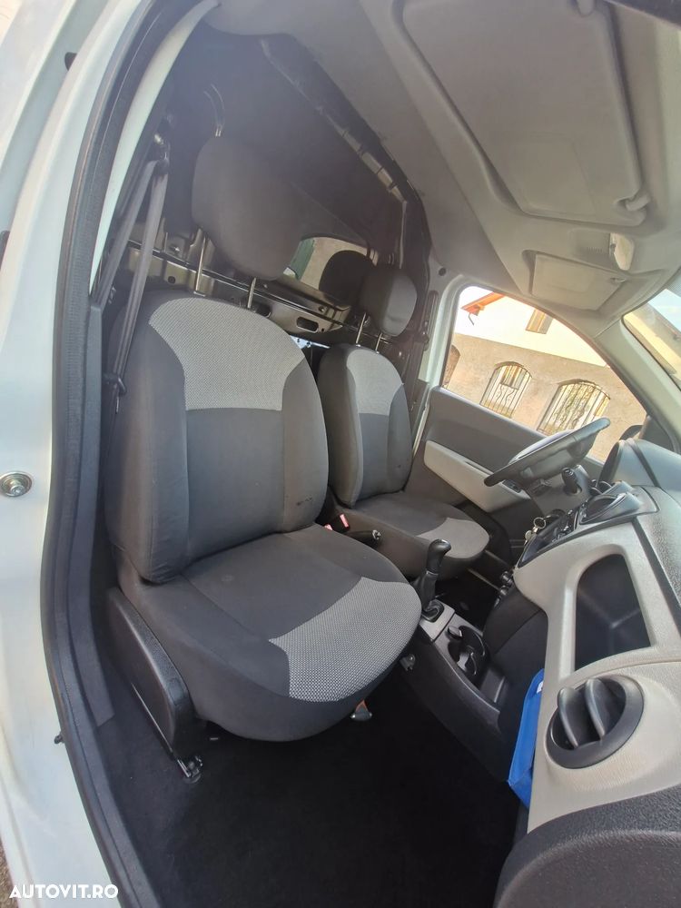 Dacia Dokker dCi 75 Laureate - 6