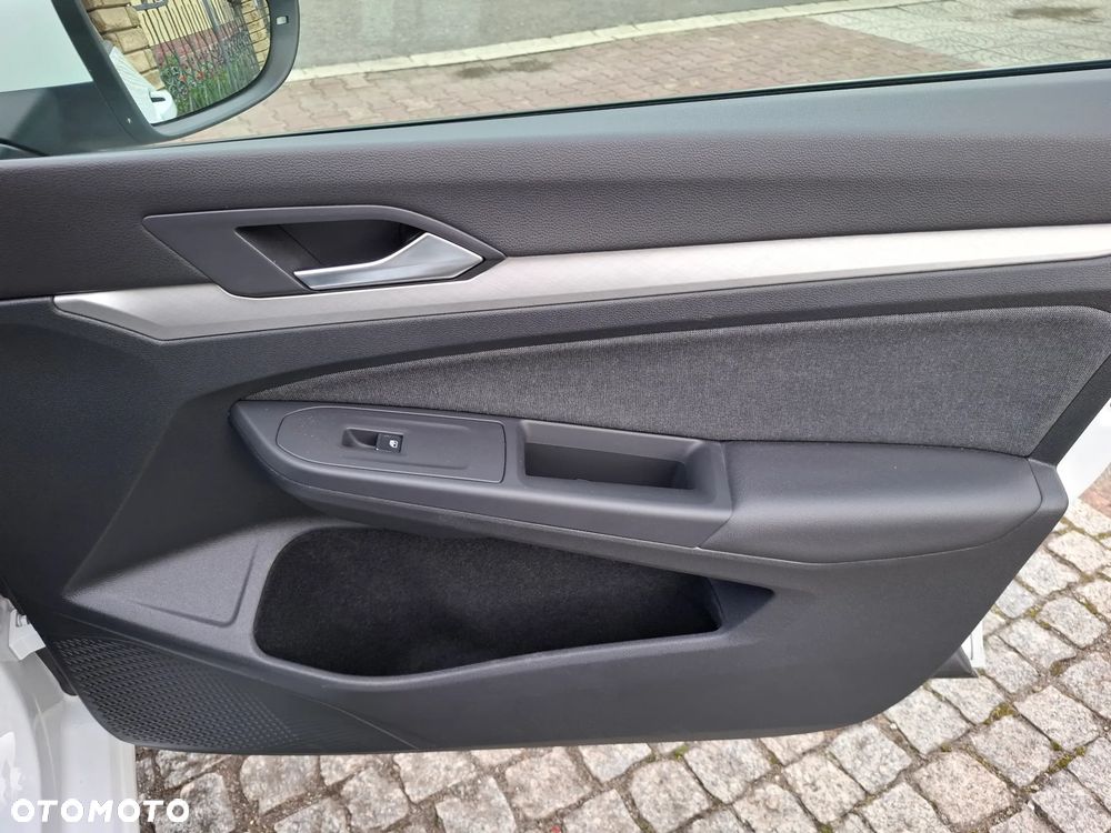 Volkswagen Golf 1.5 TSI EVO Life - 33