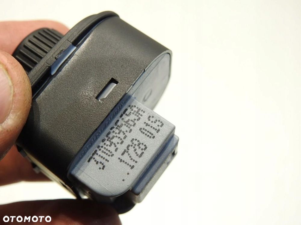 PRZYCISK PRZEŁĄCZNIK REGULACJI LUSTEREK SKODA SUPERB II 3T0959565A - 5