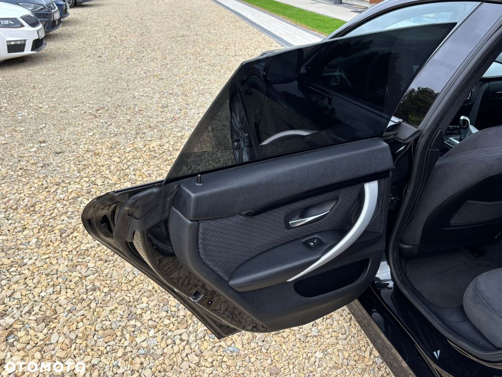 BMW Seria 4 420d xDrive Sport Line - 28