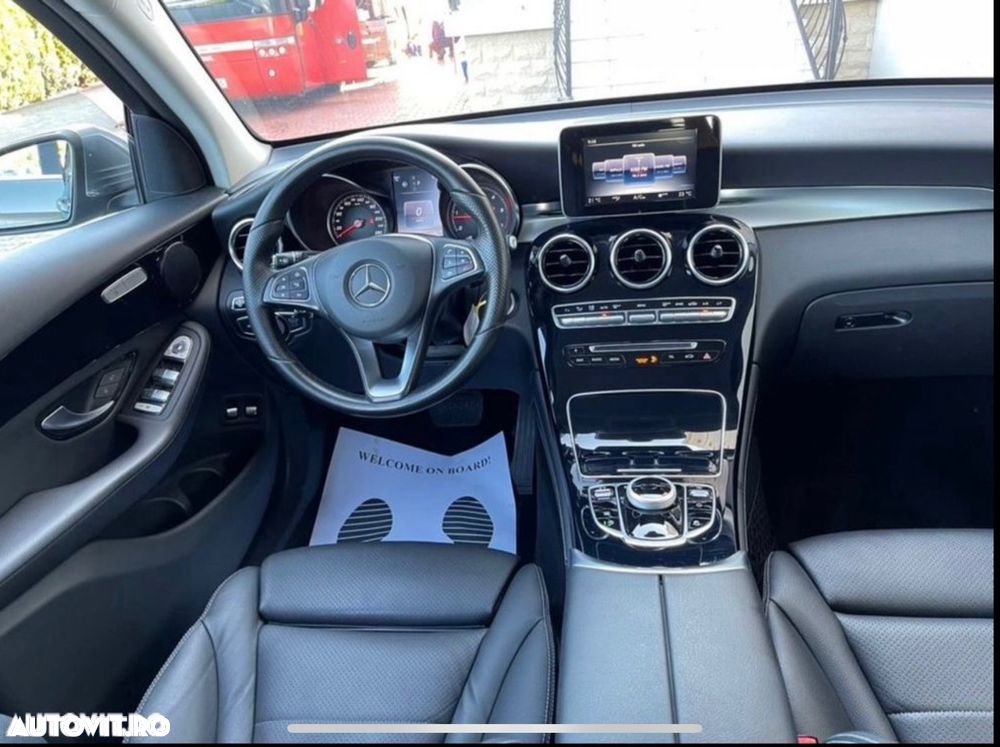 Mercedes-Benz GLC 220 d 4Matic 9G-TRONIC Edition 1 - 17