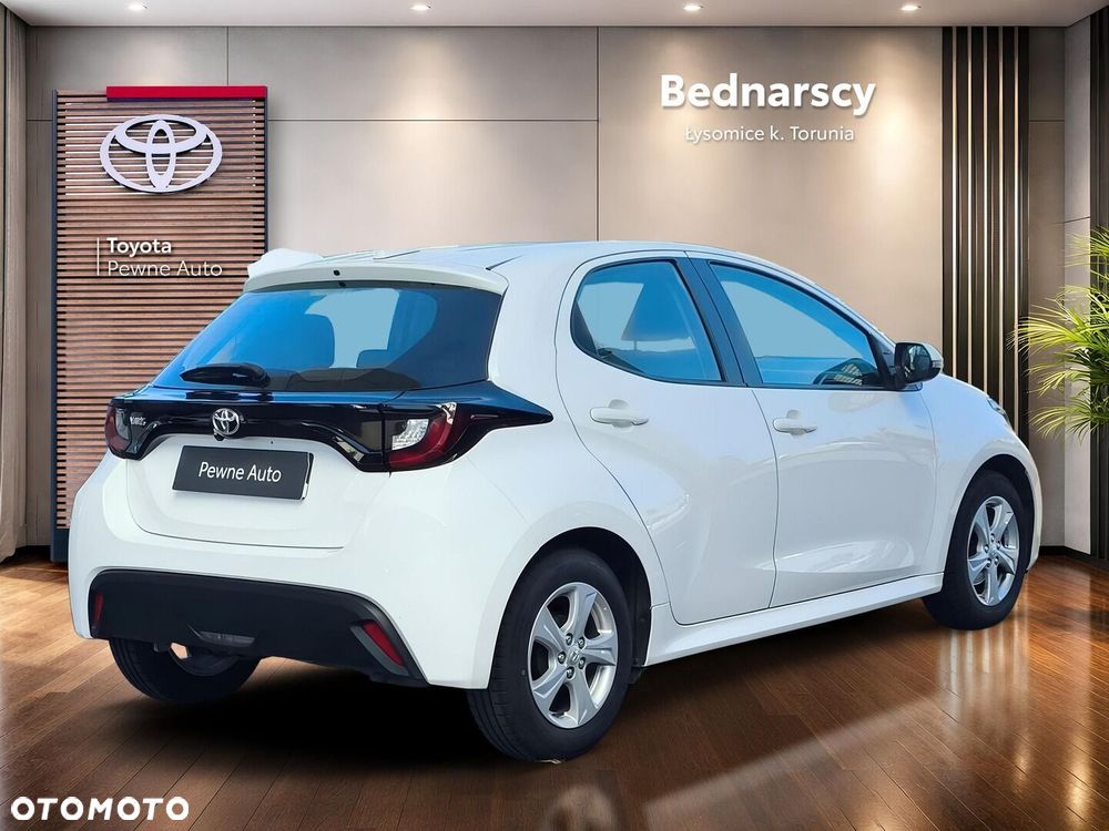 Toyota Yaris - 5
