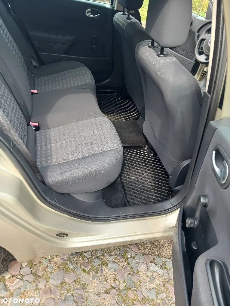 Renault Megane - 10