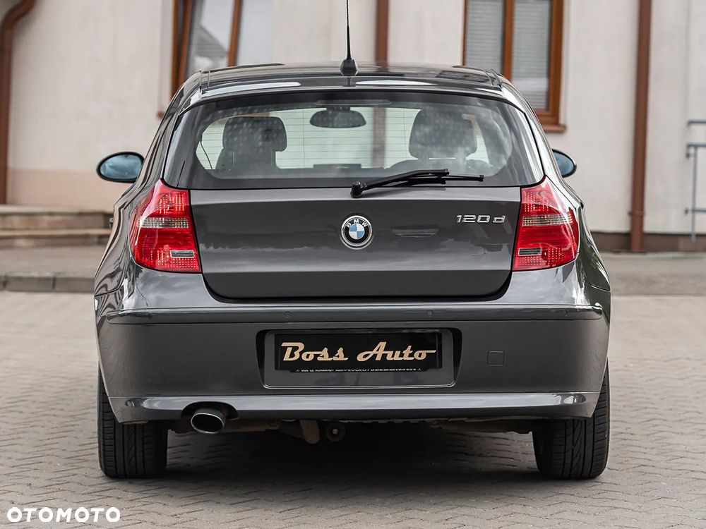BMW Seria 1 120d DPF Edition Sport - 11