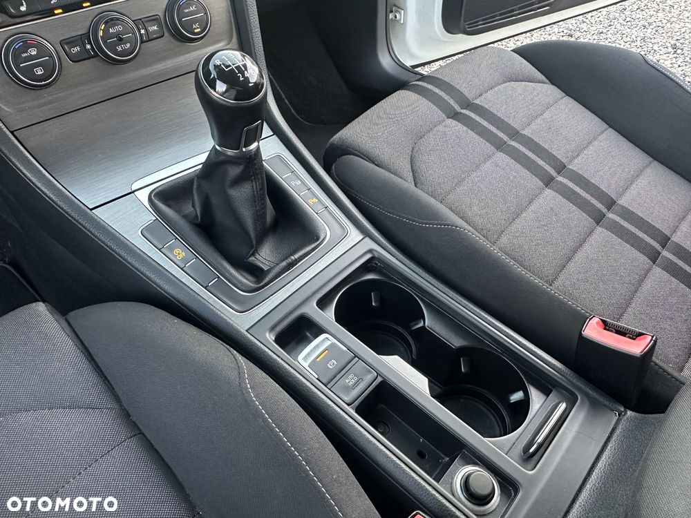 Volkswagen Golf 1.4 TSI Comfortline - 13