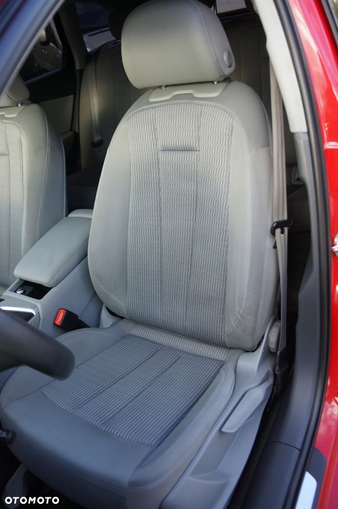 Audi A4 Avant 2.0 TDI - 26