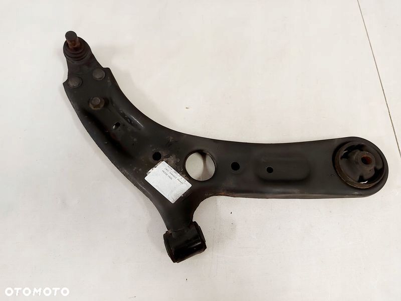 KIA CEED II 2 1.6 CRDI WAHACZ PRAWY PRZÓD - 1