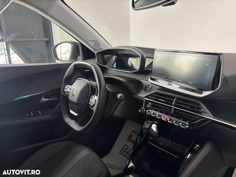Peugeot 2008 136 Active - 8