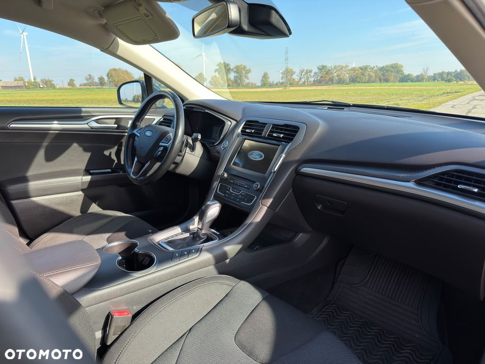 Ford Mondeo - 30