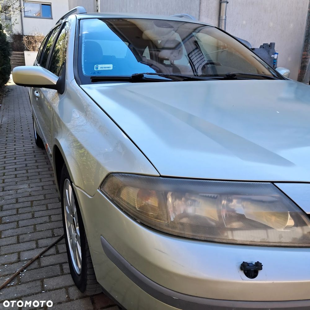 Renault Laguna Grandtour 1.8 Privilege - 16