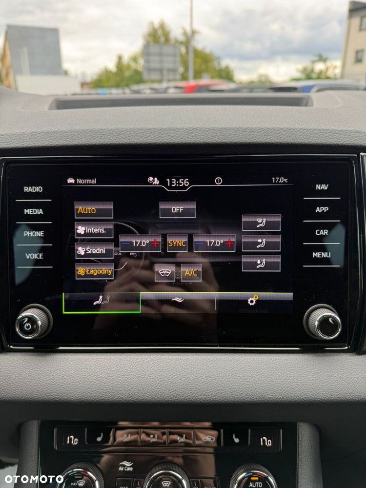 Skoda Karoq 1.5 TSI ACT Sportline DSG - 20