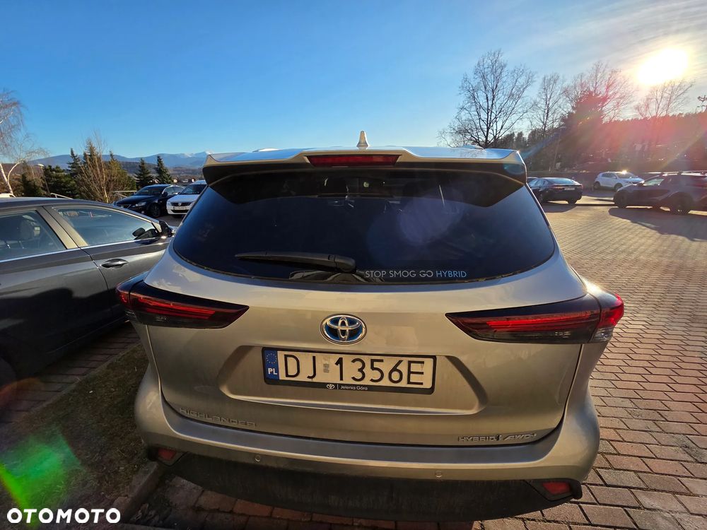 Toyota Highlander 2.5 Hybrid Comfort - 4