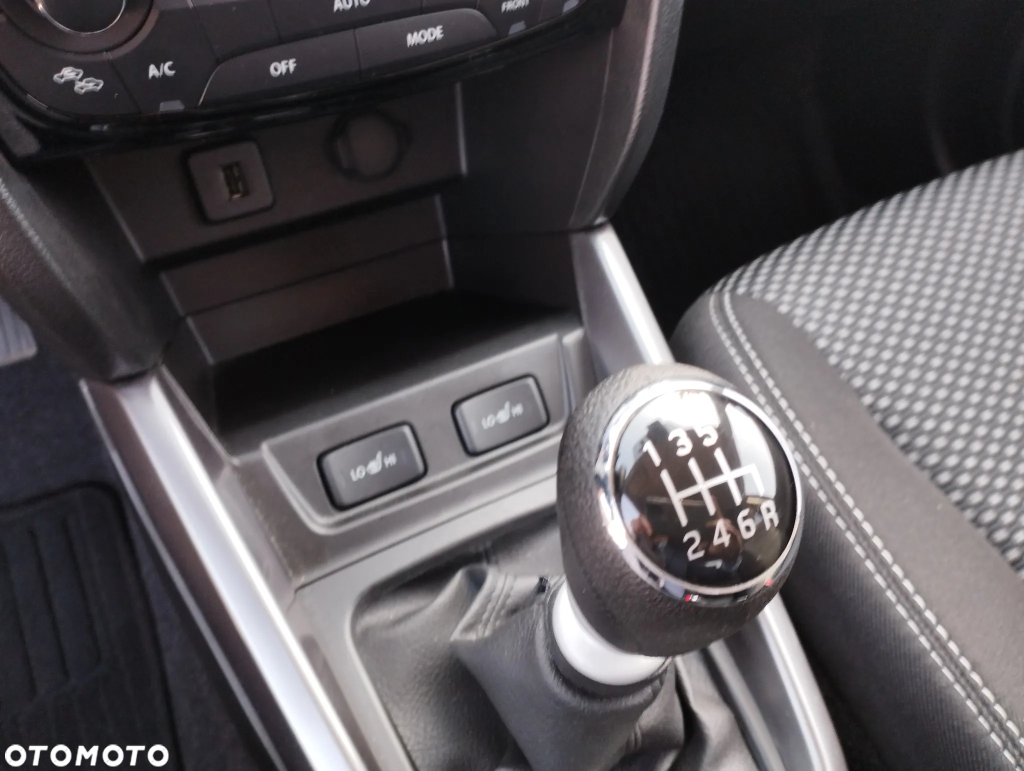 Suzuki Vitara 1.4 Boosterjet SHVS Premium 2WD - 22