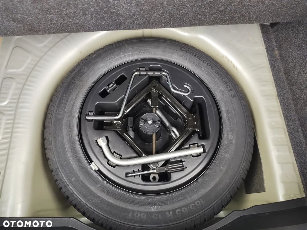 Fiat Punto 1.4 Young - 25