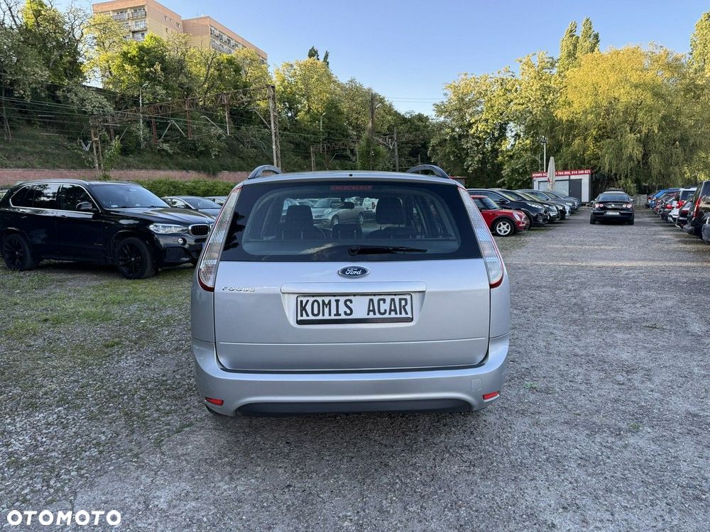 Ford Focus - 8