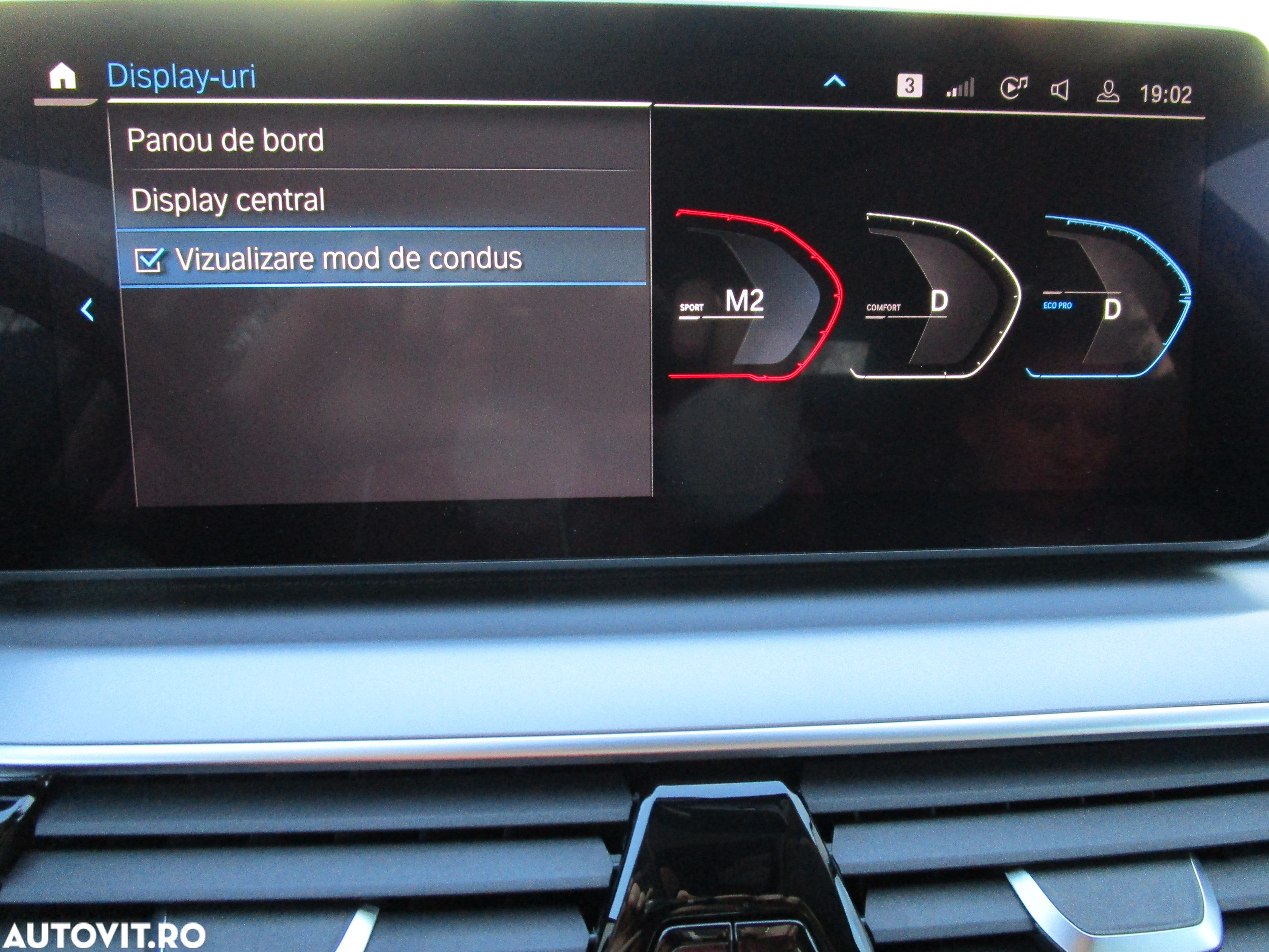 BMW Seria 5 520d xDrive AT MHEV - 19