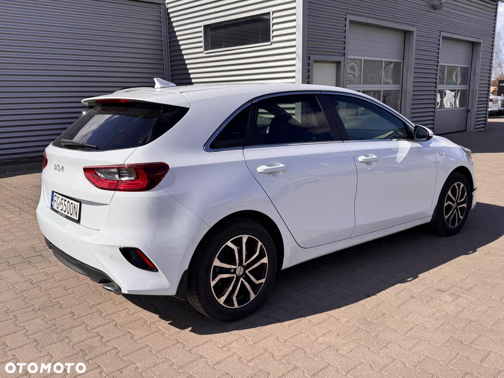 Kia Ceed 1.5 T-GDI M - 16