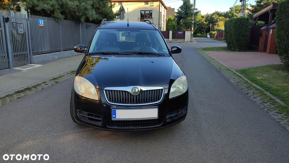 Skoda Roomster 1.4 16V Style PLUS EDITION - 17