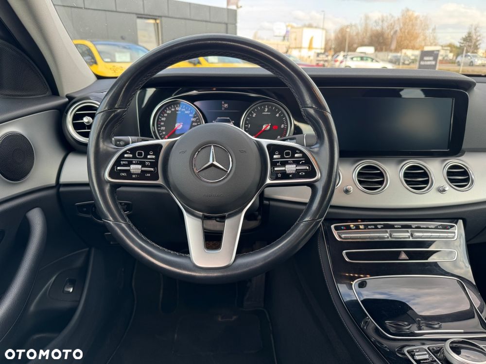 Mercedes-Benz Klasa E 220 d 9G-TRONIC Avantgarde - 13