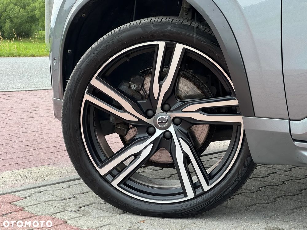 Volvo XC 90 D5 AWD R-Design 7os - 25