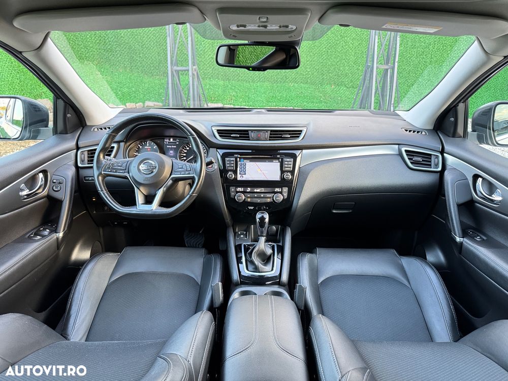 Nissan Qashqai 1.6 DCI Xtronic TEKNA+ - 9